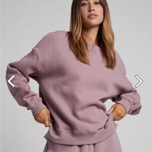 Comfrt Basic Crop Crew